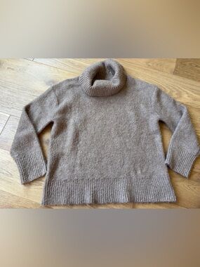Banana republic alpaca blend turtleneck neck womens small